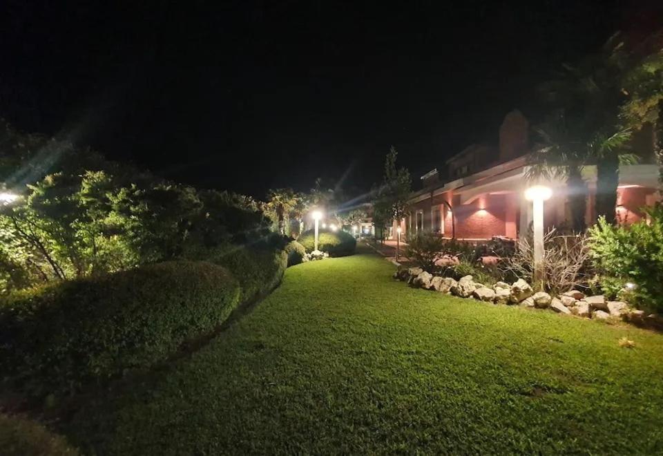 Eden Relax Bed and Breakfast Termoli Buitenkant foto